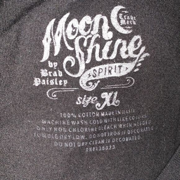 Moonshine Spirit By Brad Paisley Black Graphic T-Shirt M 100% Cotton Mens Casual - Picture 3 of 11